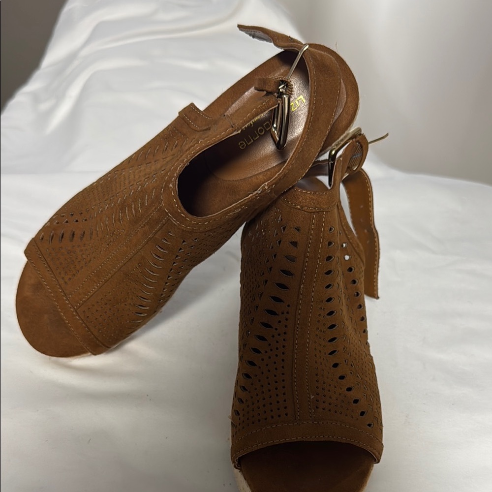 Liz Claiborne Tan Mules with Suede Texture and Wedge Heel
